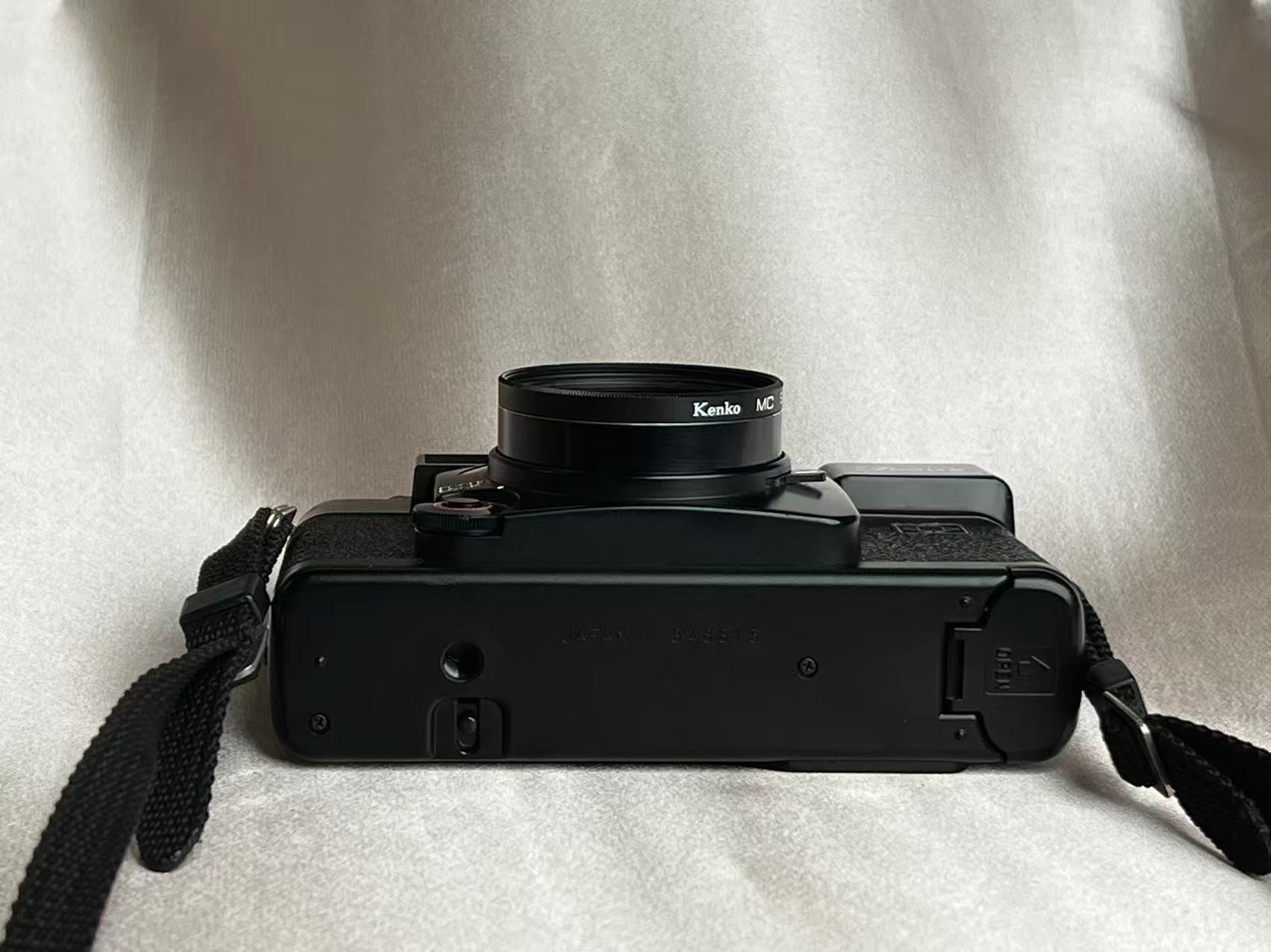 YASHICA AUTO FOCUS