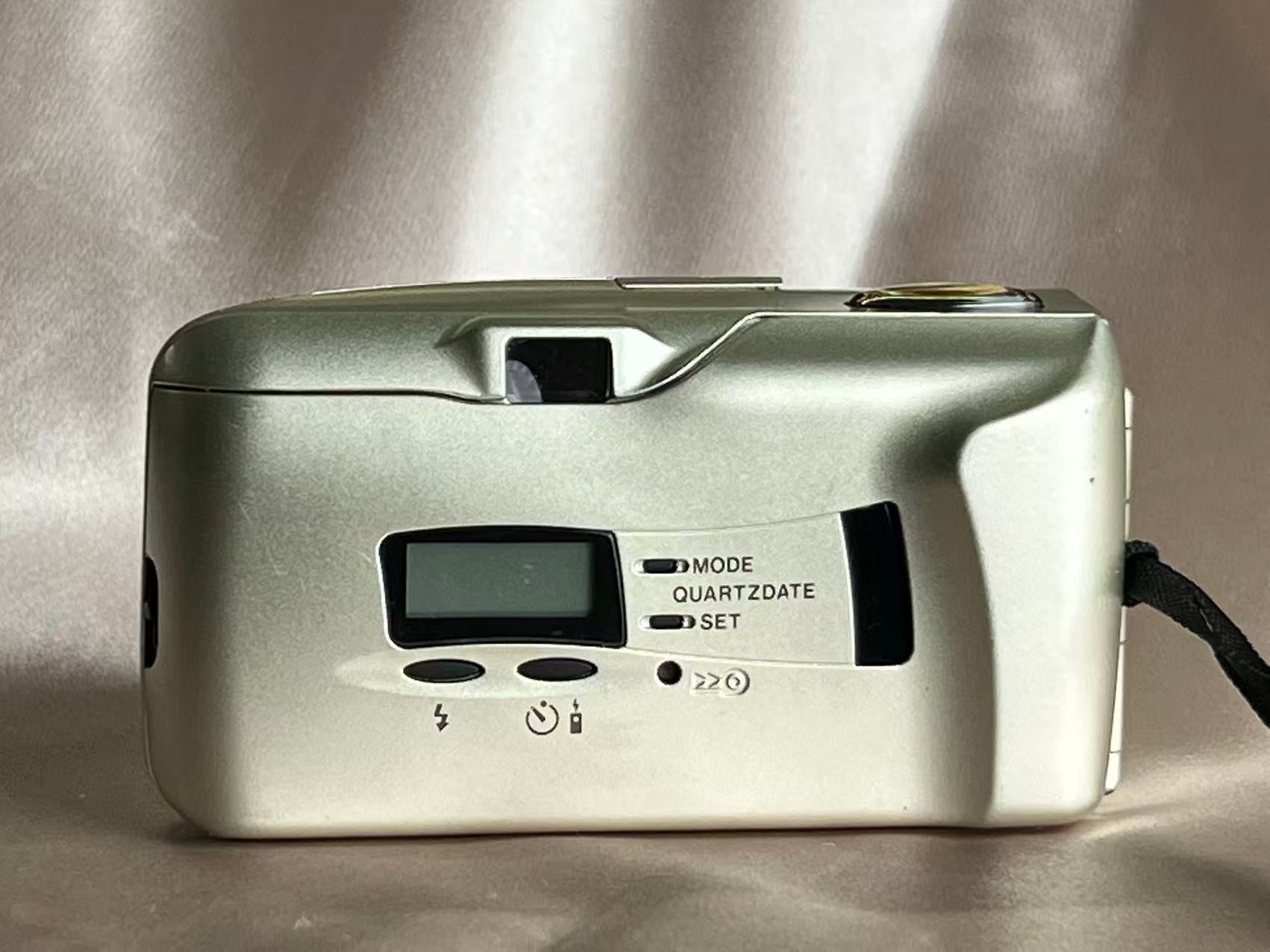 OLYMPUS MJU II GOLD