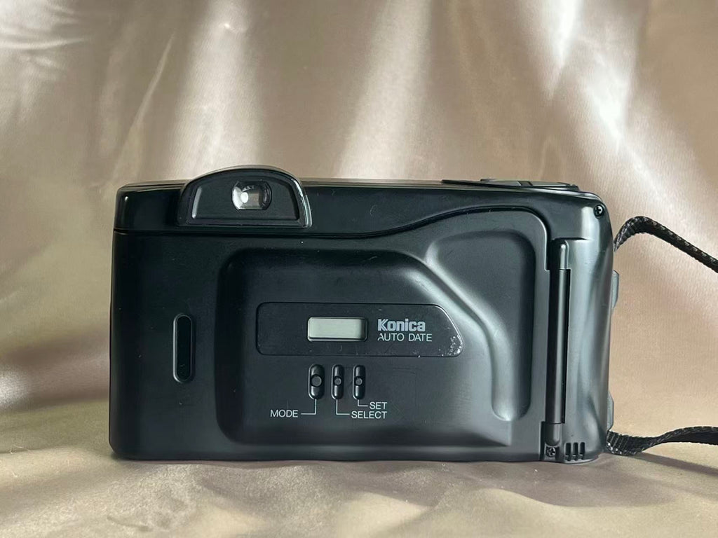 KONICA ZOOM