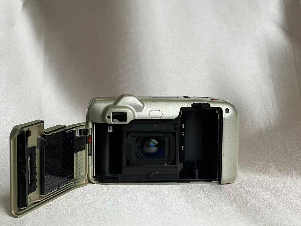 YASHICA ZOOM