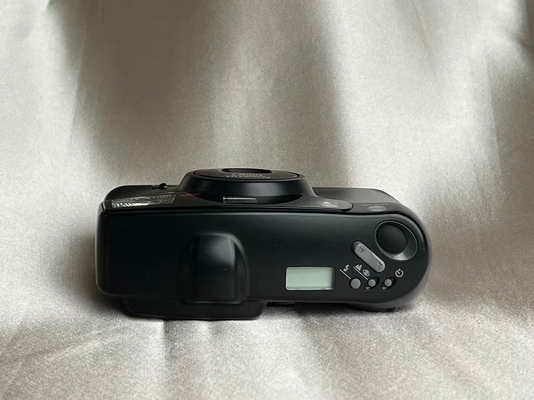 MINOLTA ZOOM 7
