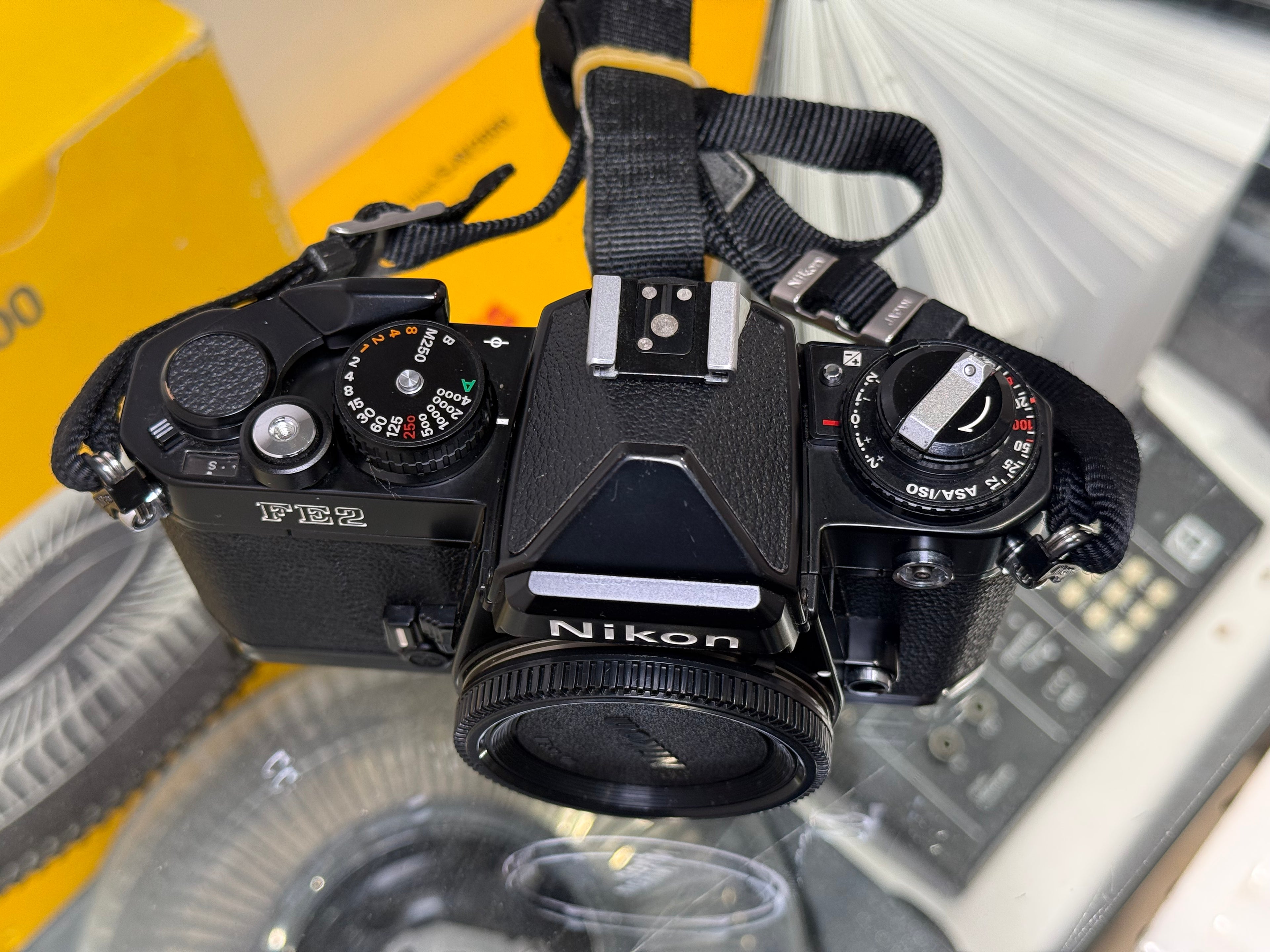 Nikon FE2 35mm Film Camera Kit – Classic Black