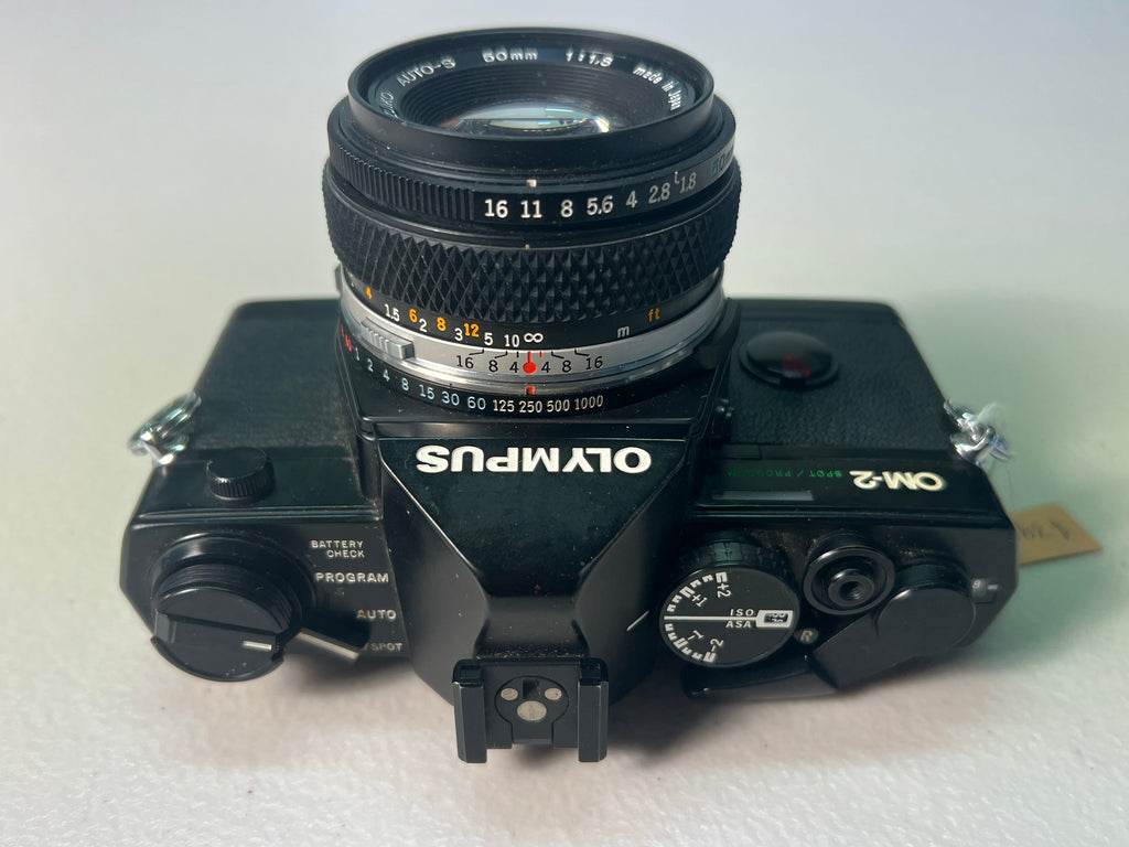 OLYMPUS OM-2