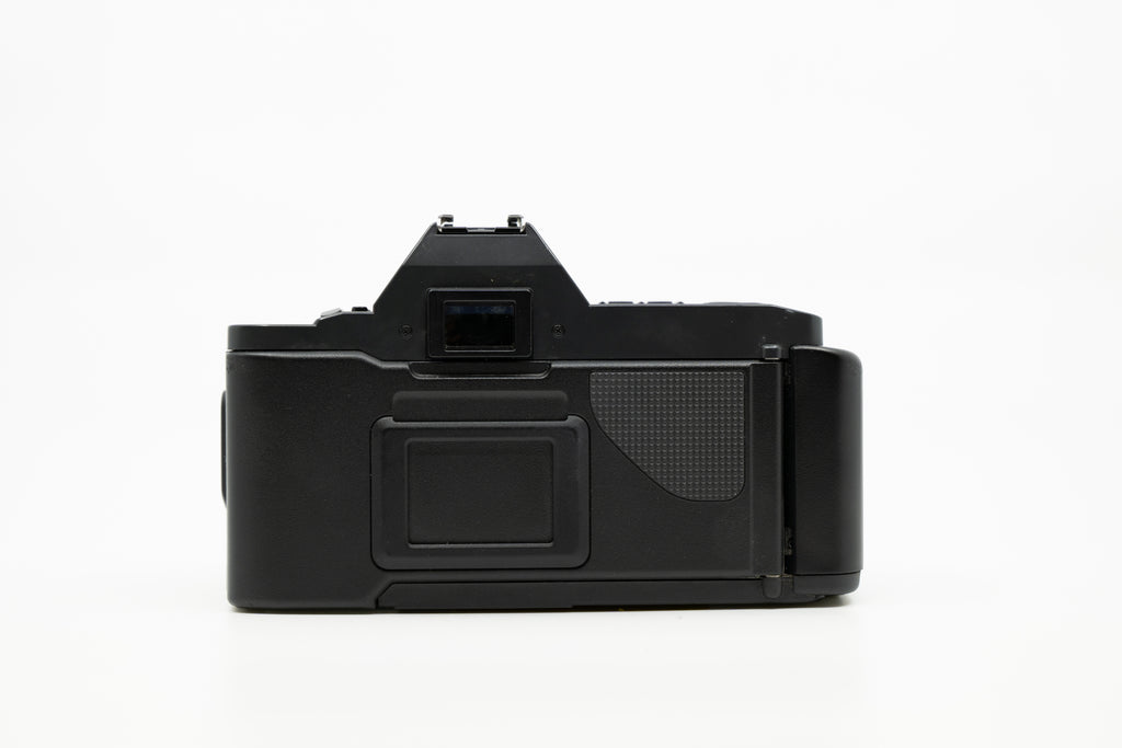 Canon T70 with 35-70mm F3.5
