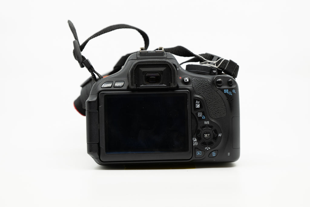 Canon 600D with 18-55mm F 3.5-5.6 (0161)