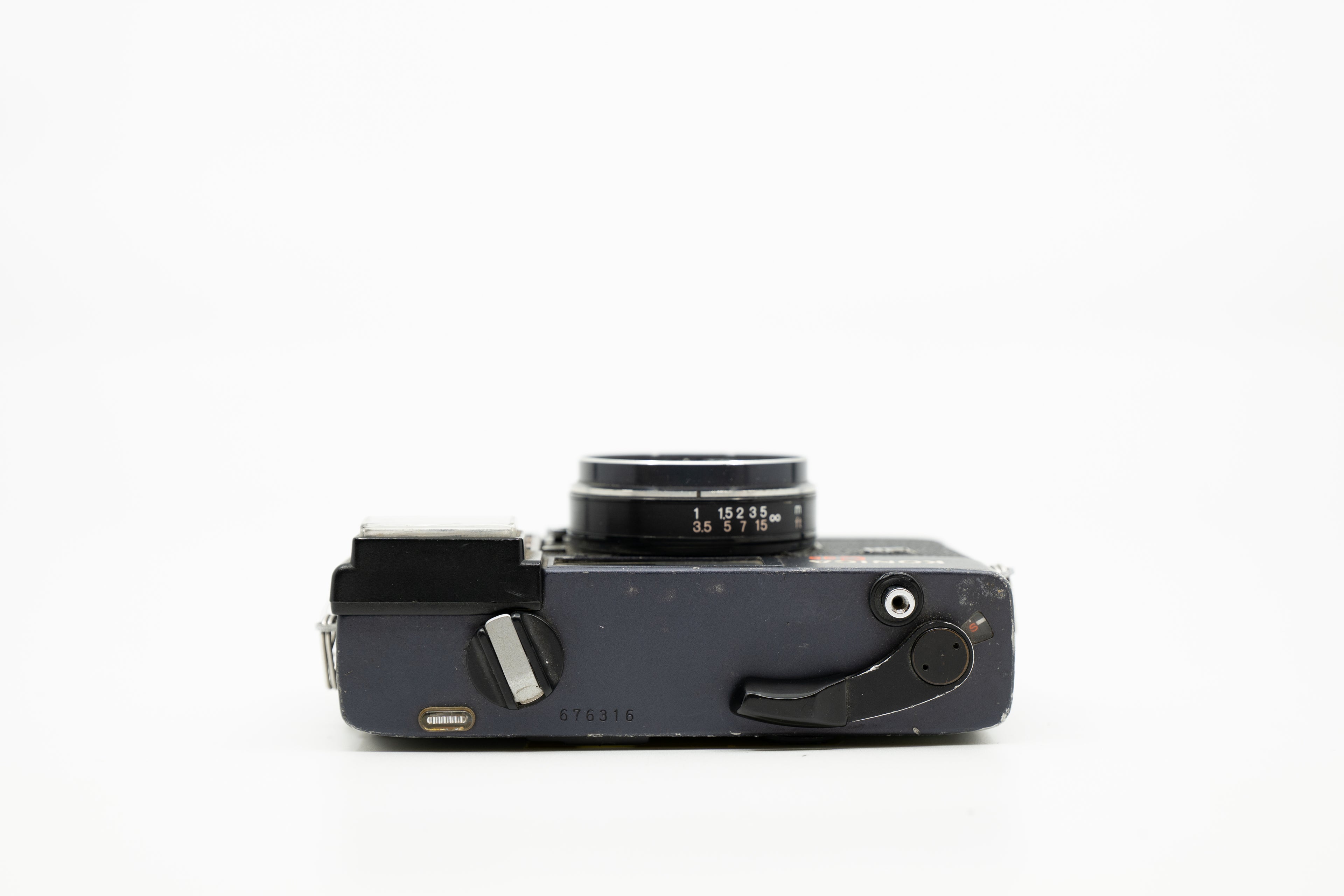 Konica C35(0244)