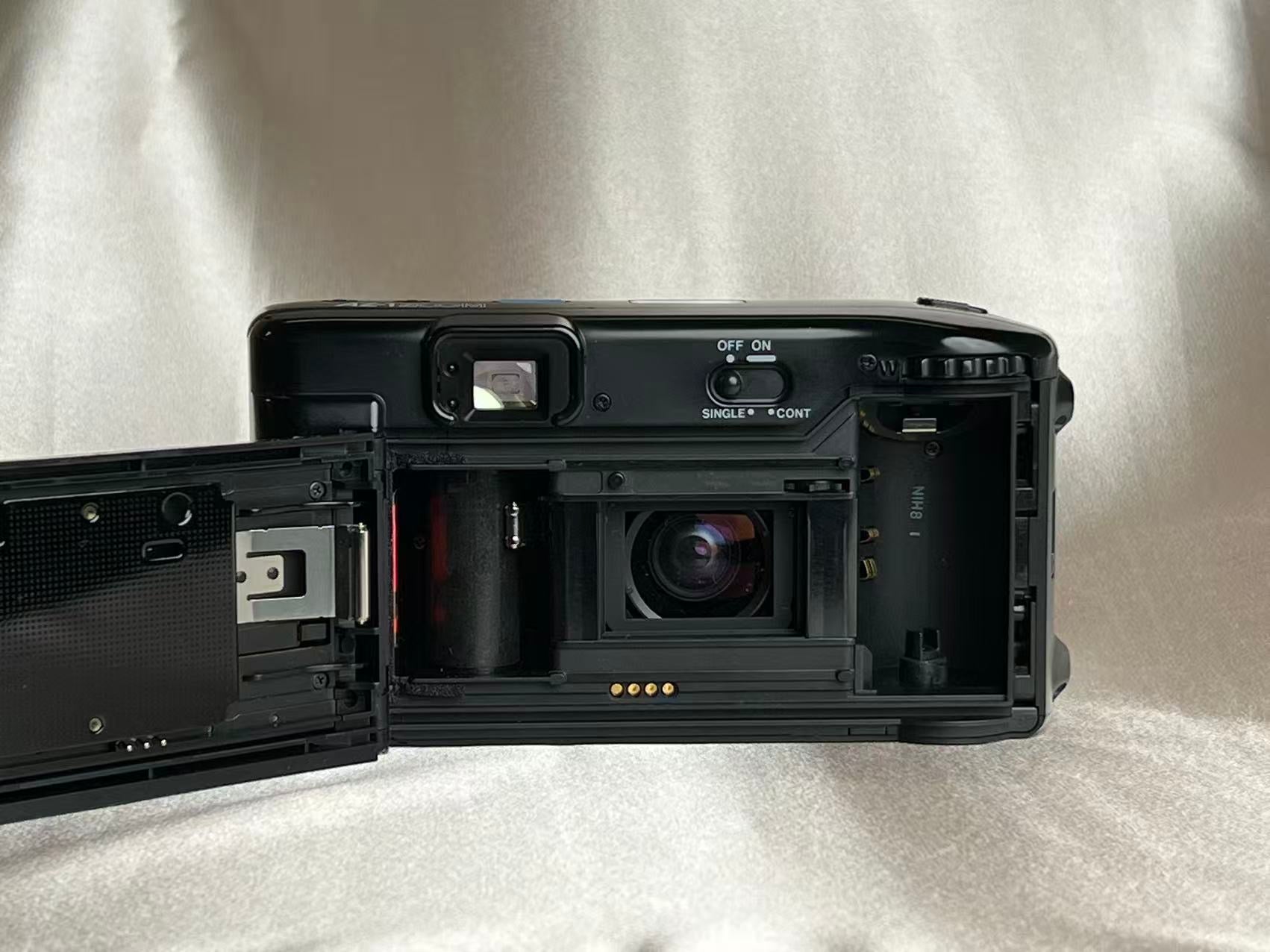 OLYMPUS AZ-1 ZOOM